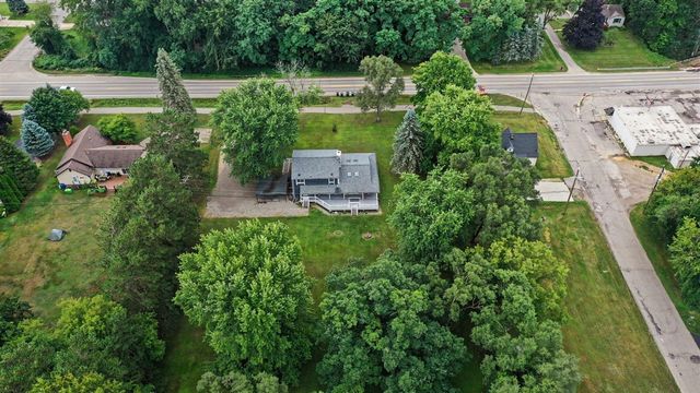 558 W Clarkston, Lake Orion, MI 48362