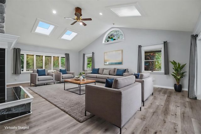 558 W Clarkston, Lake Orion, MI 48362
