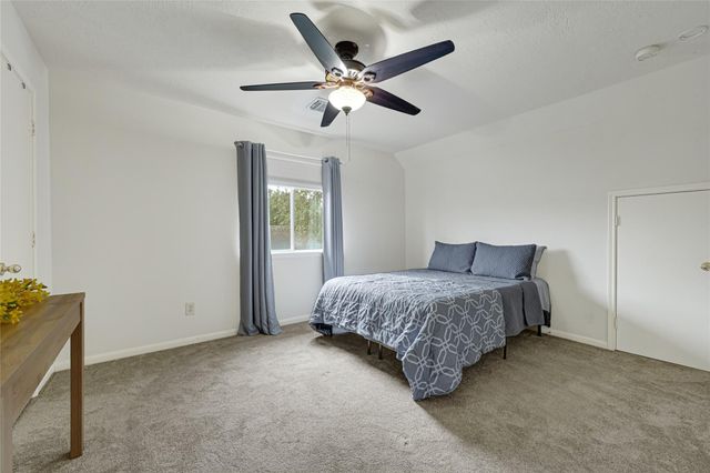 2814 Rolling Fog Drive, Friendswood, TX 77546