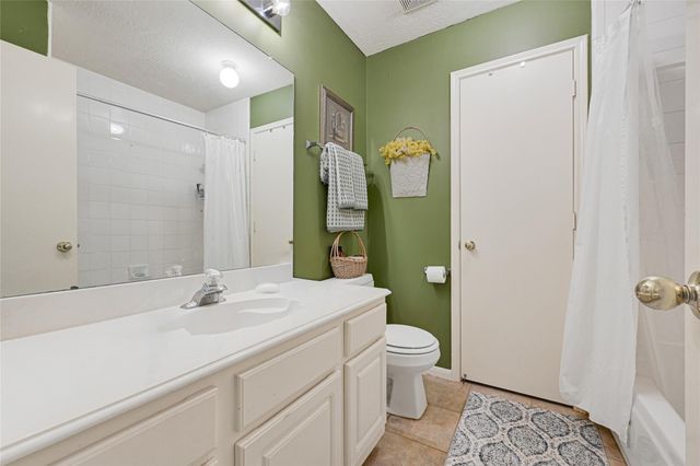 2814 Rolling Fog Drive, Friendswood, TX 77546