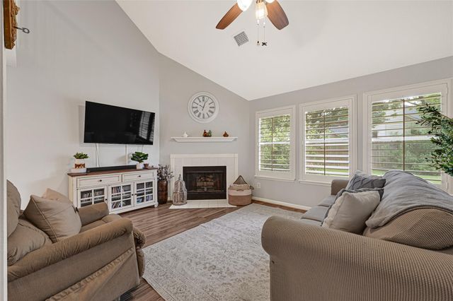 2814 Rolling Fog Drive, Friendswood, TX 77546