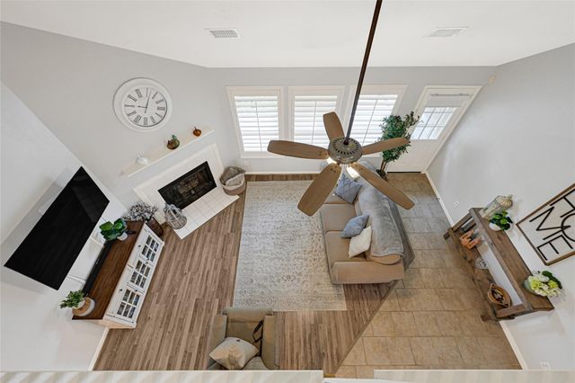 2814 Rolling Fog Drive, Friendswood, TX 77546