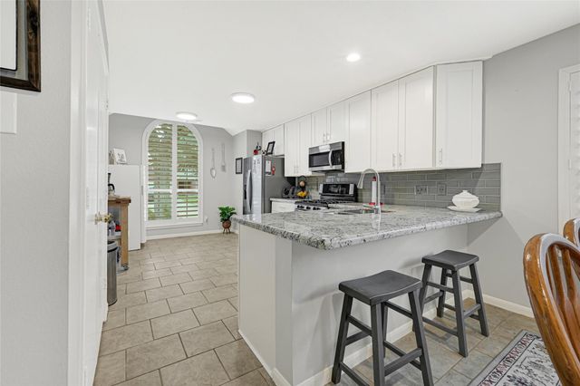 2814 Rolling Fog Drive, Friendswood, TX 77546