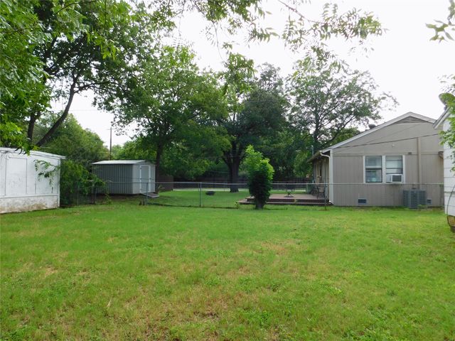 806 Cordell Street, Denton, TX 76201