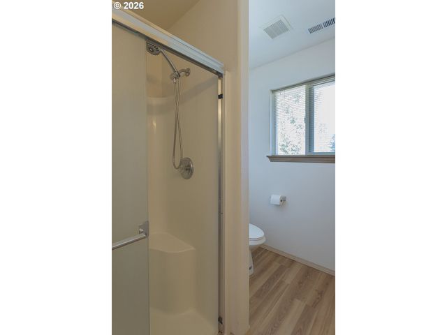 11595 Se SPRINGCREST Dr, Clackamas, OR 97015