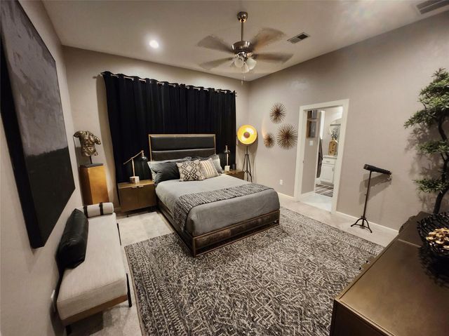 38 Fairway Park, Montgomery, TX 77356