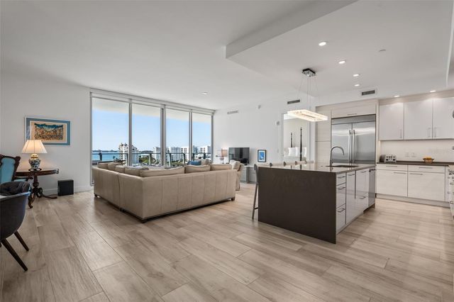 1155 N GULFSTREAM AVENUE 802, Sarasota, FL 34236