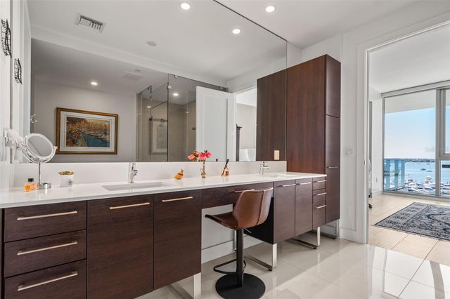 1155 N GULFSTREAM AVENUE 802, Sarasota, FL 34236