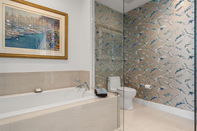 1155 N GULFSTREAM AVENUE 802, Sarasota, FL 34236