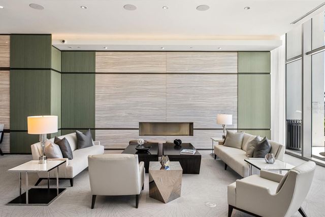 1155 N GULFSTREAM AVENUE 802, Sarasota, FL 34236