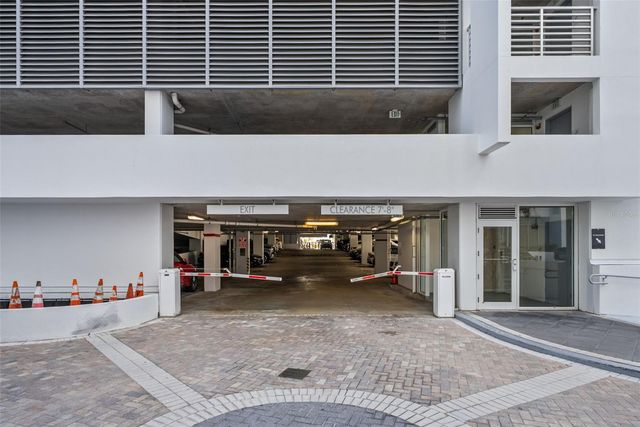 1155 N GULFSTREAM AVENUE 802, Sarasota, FL 34236