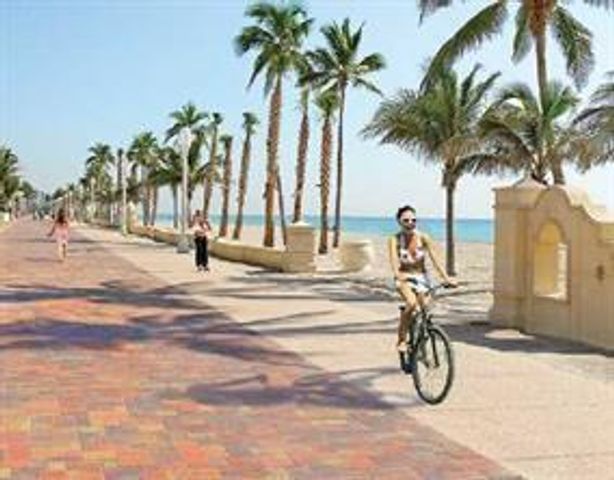 315 Van Buren Street 203b, Hollywood, FL 33019