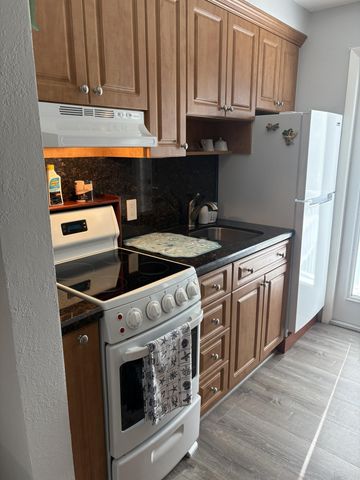 315 Van Buren Street 203b, Hollywood, FL 33019