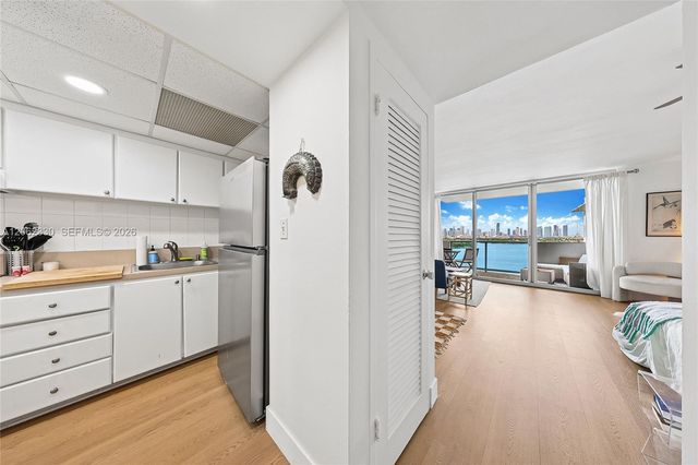1200 West Ave 1502, Miami Beach, FL 33139
