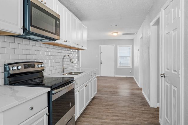 2118 Lee Avenue, Fort Worth, TX 76164