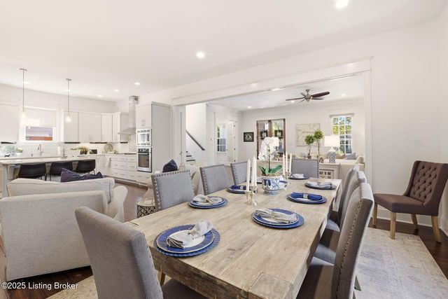 9205 Bergamot Dr, Prospect, KY 40059