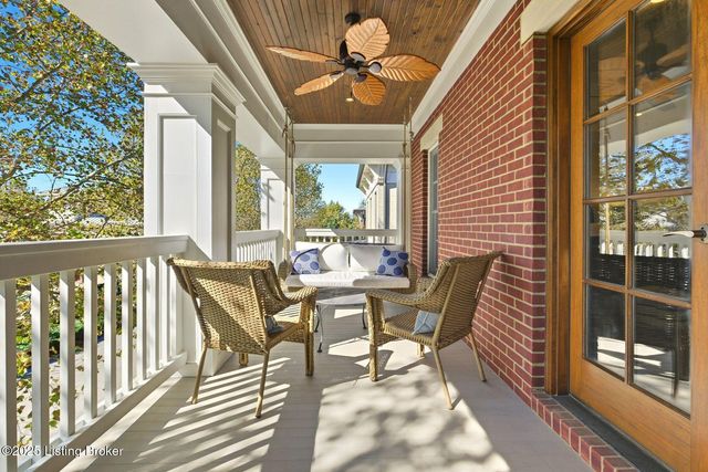 9205 Bergamot Dr, Prospect, KY 40059