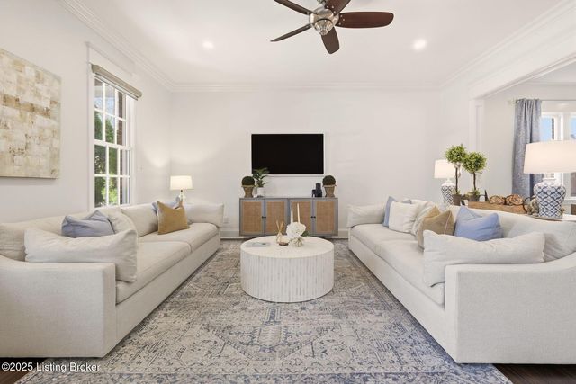 9205 Bergamot Dr, Prospect, KY 40059