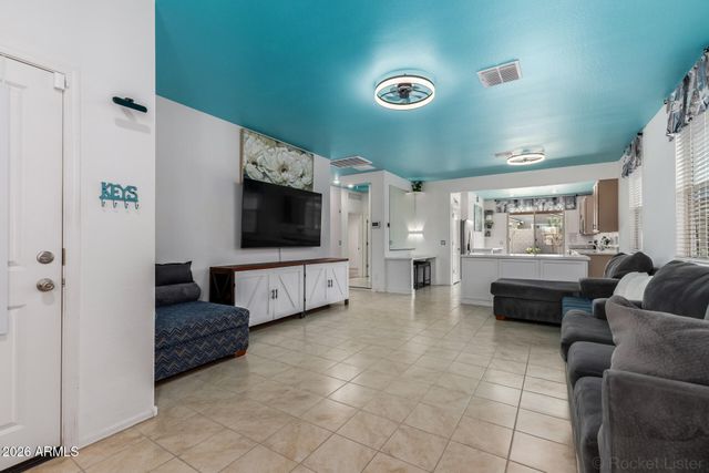 2541 W BOWKER Street, Phoenix, AZ 85041