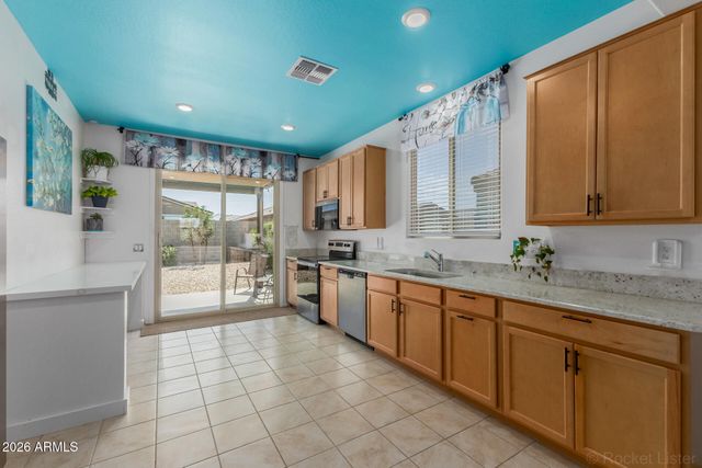 2541 W BOWKER Street, Phoenix, AZ 85041