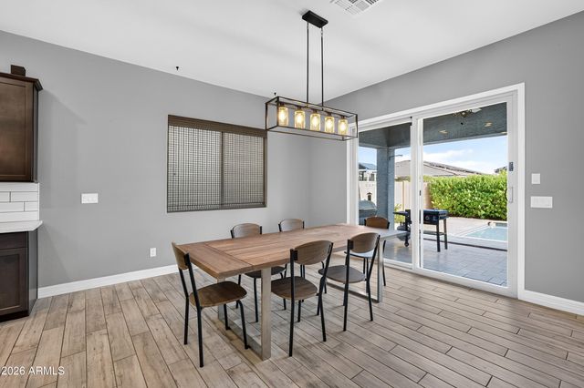 14139 W GRAY FOX Trail, Surprise, AZ 85387