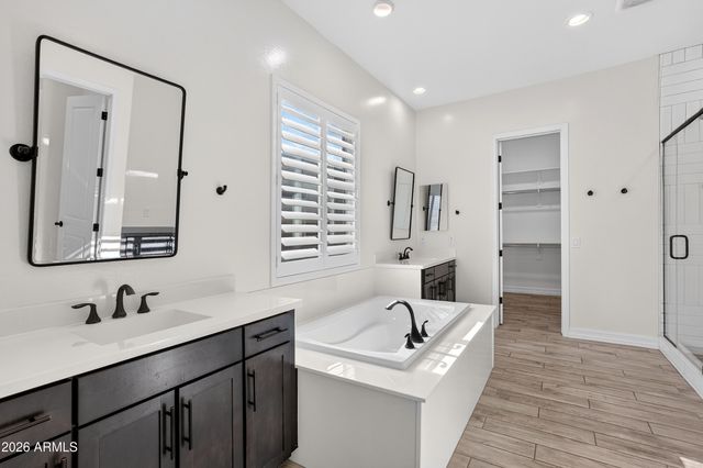 14139 W GRAY FOX Trail, Surprise, AZ 85387