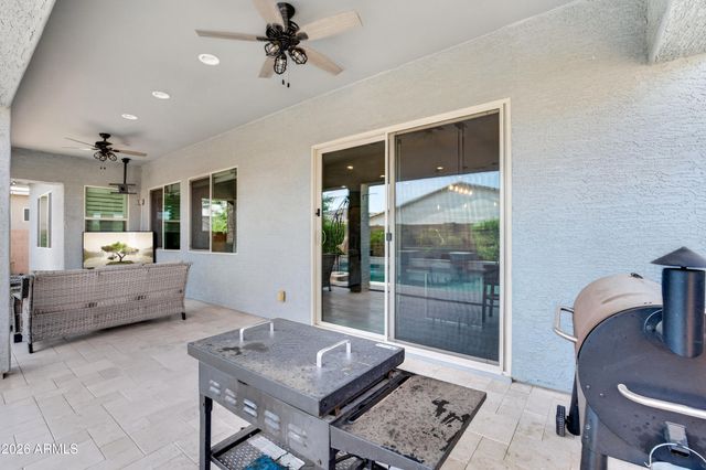 14139 W GRAY FOX Trail, Surprise, AZ 85387