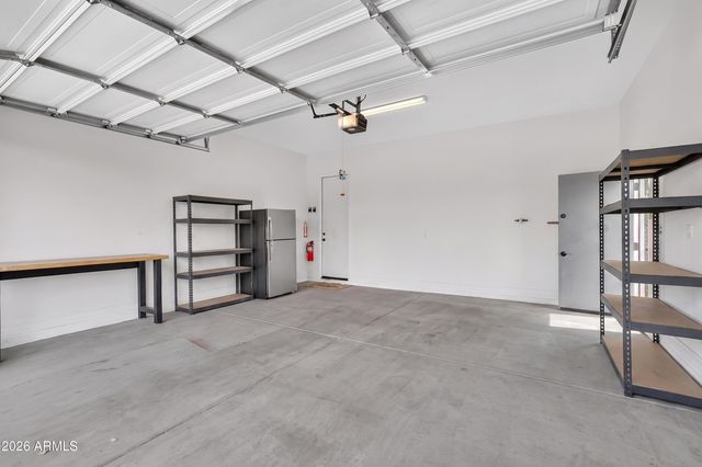 14139 W GRAY FOX Trail, Surprise, AZ 85387