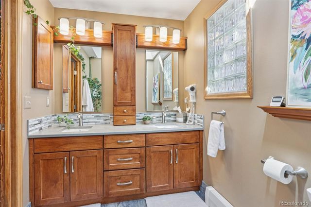 6640 Paiute Court, Niwot, CO 80503
