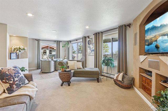 6640 Paiute Court, Niwot, CO 80503