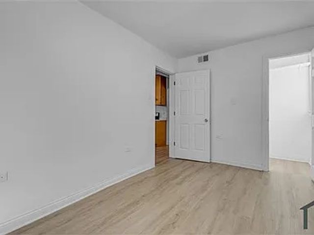 5433 S Millard Avenue, Chicago, IL 60632