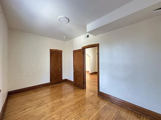 5433 S Millard Avenue, Chicago, IL 60632