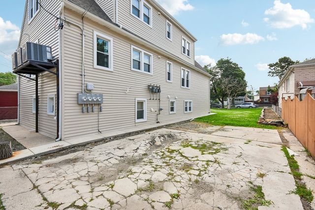 5433 S Millard Avenue, Chicago, IL 60632