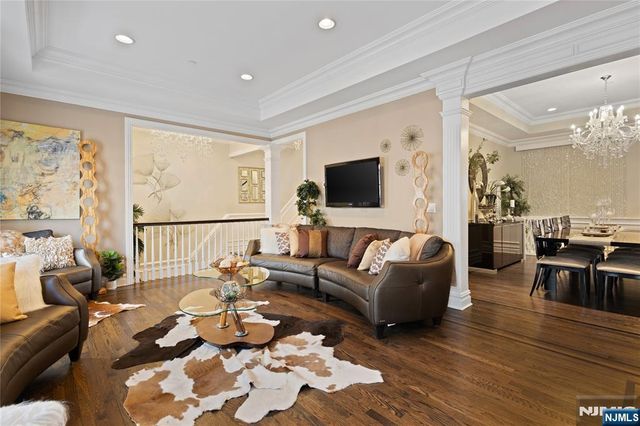 803 Heights Lane, Tenafly, NJ 07670