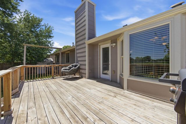 1918 N Stoney Point, Wichita, KS 67212