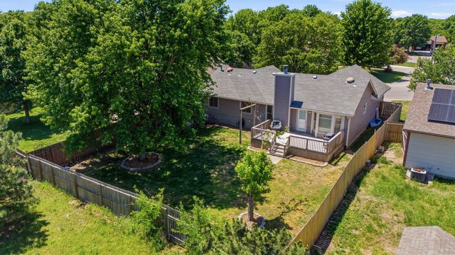 1918 N Stoney Point, Wichita, KS 67212