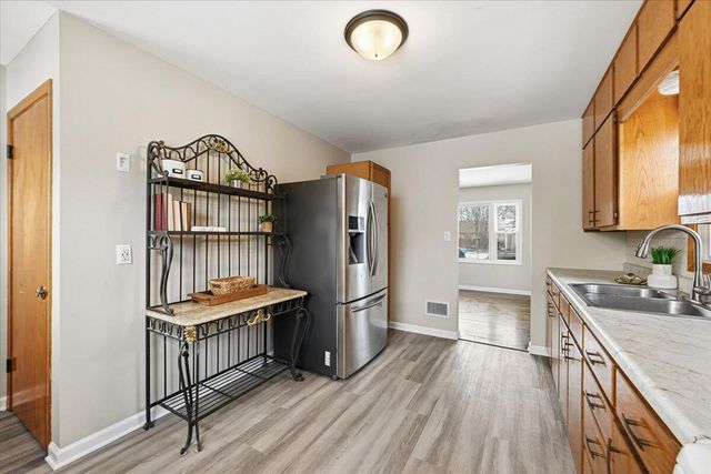 2639 AVENUE C, Council Bluffs, IA 51501