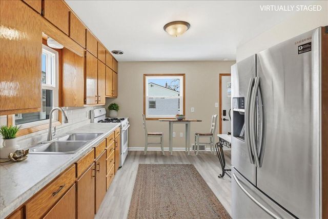 2639 AVENUE C, Council Bluffs, IA 51501