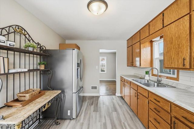 2639 AVENUE C, Council Bluffs, IA 51501