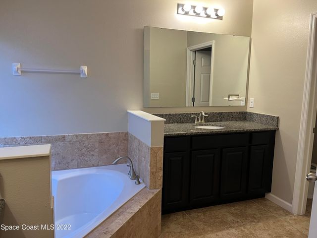 2970 Louetta Circle, Melbourne, FL 32901