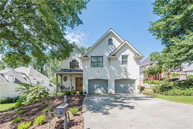 8540 Edwardton Drive, Roswell, GA 30076