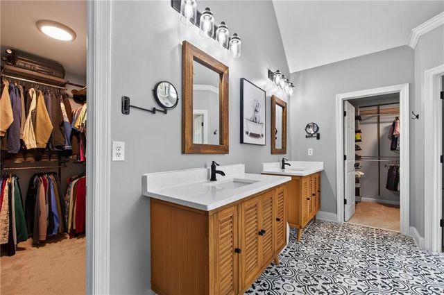 8540 Edwardton Drive, Roswell, GA 30076