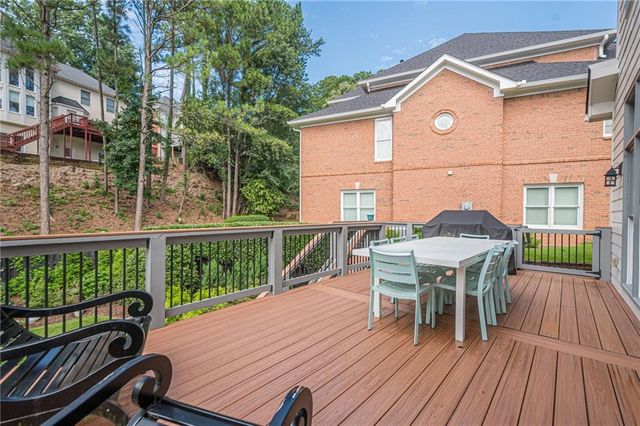 8540 Edwardton Drive, Roswell, GA 30076