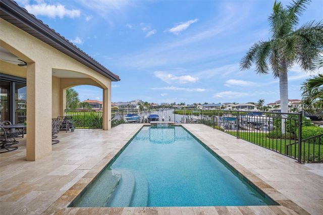 4110 COMMODORE BOULEVARD, Cortez, FL 34215