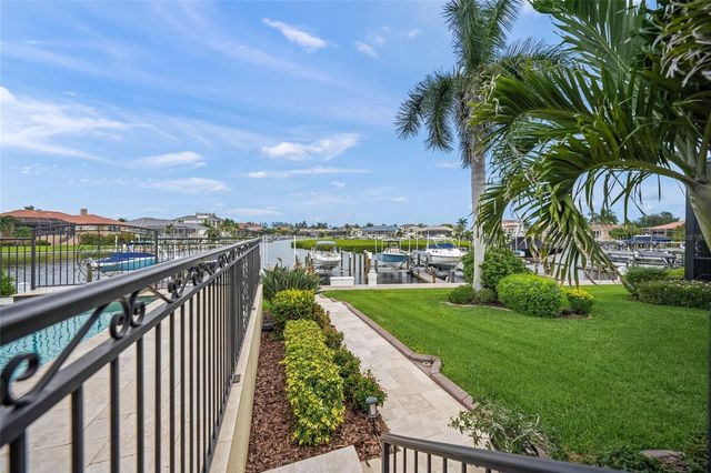 4110 COMMODORE BOULEVARD, Cortez, FL 34215