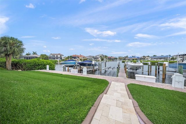 4110 COMMODORE BOULEVARD, Cortez, FL 34215