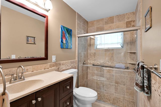 4796 Cresthaven Boulevard B, West Palm Beach, FL 33415