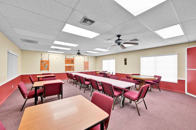 4796 Cresthaven Boulevard B, West Palm Beach, FL 33415