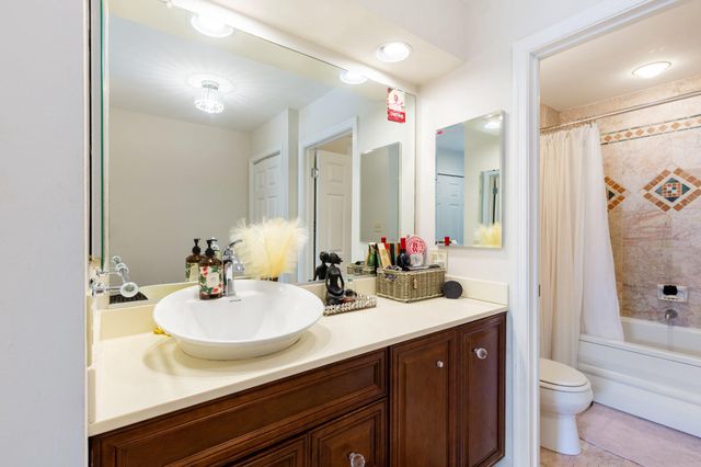 12 CHELSEA CT, Annapolis, MD 21403