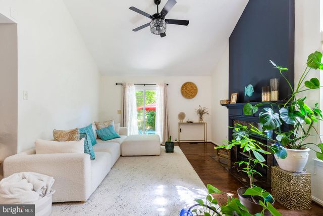 12 CHELSEA CT, Annapolis, MD 21403